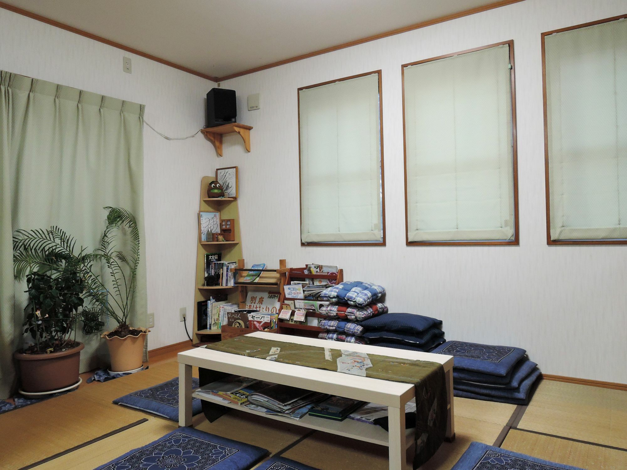 Beppu Yukemuri-No-Oka Youth Hostel Exterior photo